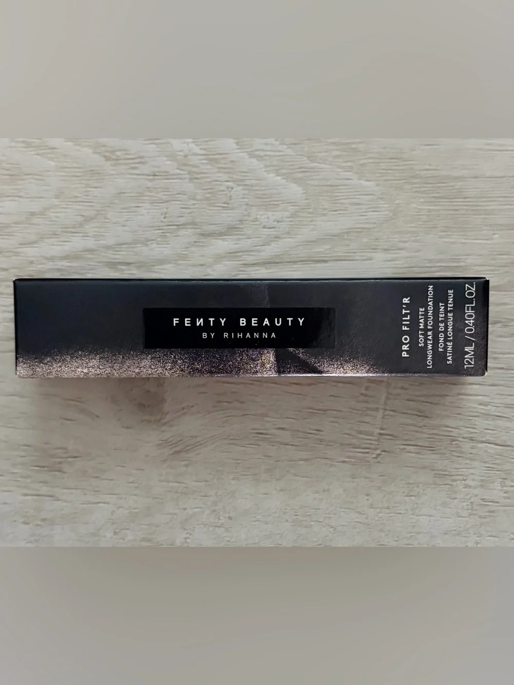 Fenty Beauty Foundation by Rihanna 220 Soft Matte Pro Filt'r